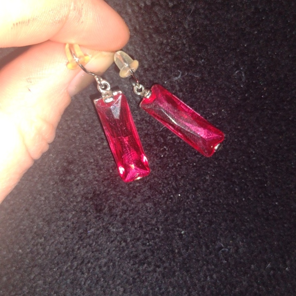 Freebie! Sparkly Pink Faux Crystal Earrings